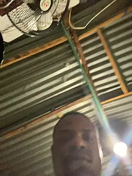 Snapshot of ElNegroRony chatting on February 2025 08:25:01 PM ElNegroRony online show from February 2025 08:25:01 PM