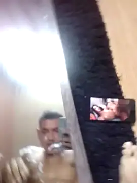 Snapshot of bunda_morris22 chatting on January 2025 12:13:02 PM bunda morris22 online show from January 2025 12:13:02 PM