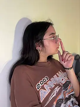 Cassie-millers online show from December 2024 06:03:02 PM