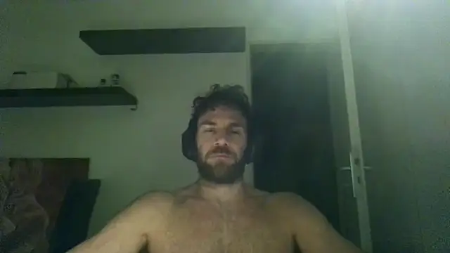 alpha-hunk online show from October 2025 07:01:02 PM