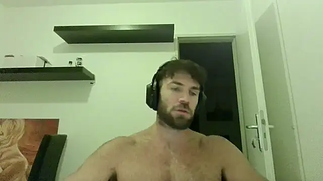 alpha-hunk online show from October 2025 07:12:01 PM