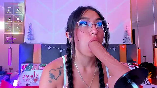 MadyJackson online show from December 2025 11:37:01 AM