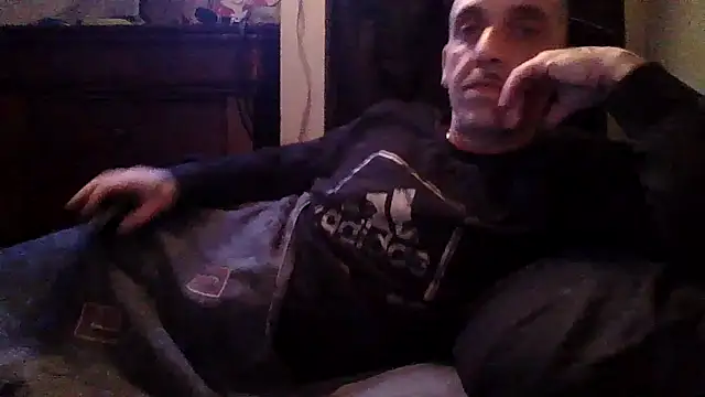 CandiedPompano online show from October 2025 04:15:02 PM