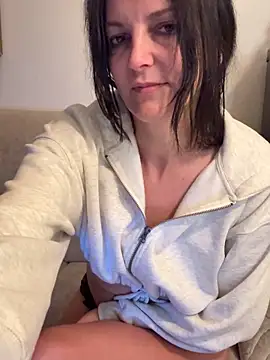 -OLYA- online show from November 2025 03:06:01 AM