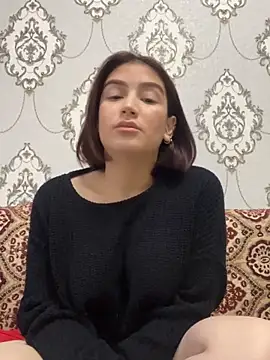 Snapshot of StormBeverly chatting on December 2024 12:34:01 PM StormBeverly online show from December 2024 12:34:01 PM