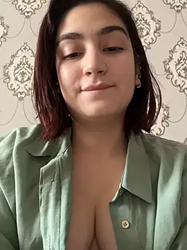 Snapshot of StormBeverly chatting on January 2025 10:53:02 AM StormBeverly online show from January 2025 10:53:02 AM