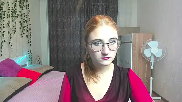 Snapshot of Miss_Elsa_ chatting on December 2024 03:07:01 AM Miss Elsa online show from December 2024 03:07:01 AM