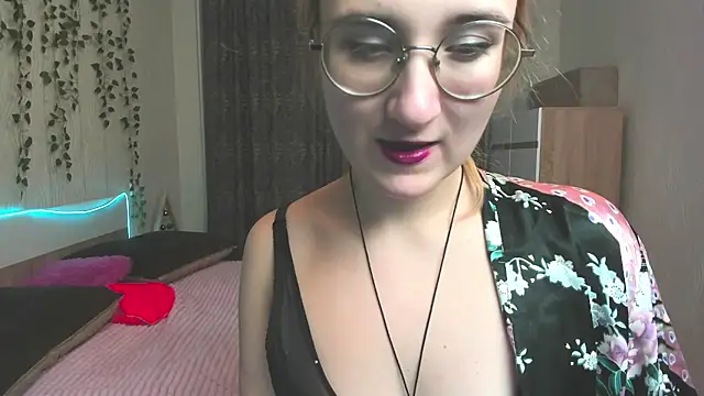 Snapshot of Miss_Elsa_ chatting on December 2024 02:55:01 AM Miss Elsa online show from December 2024 02:55:01 AM