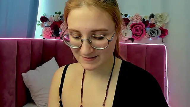 Snapshot of Miss_Elsa_ chatting on January 2025 07:39:02 AM Miss Elsa online show from January 2025 07:39:02 AM