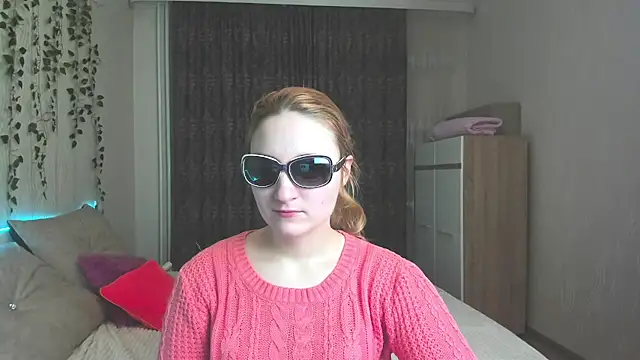 Snapshot of Miss_Elsa_ chatting on February 2025 01:49:02 AM Miss Elsa online show from February 2025 01:49:02 AM