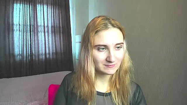 Snapshot of Miss_Elsa_ chatting on February 2025 07:12:02 AM Miss Elsa online show from February 2025 07:12:02 AM