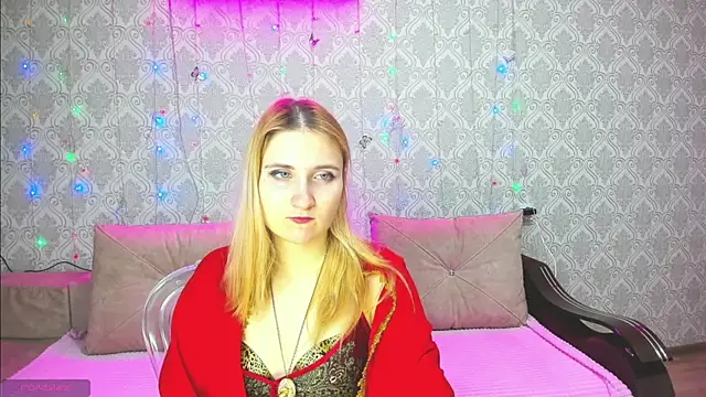 Snapshot of Miss_Elsa_ chatting on March 2025 02:47:01 AM Miss Elsa online show from March 2025 02:47:01 AM