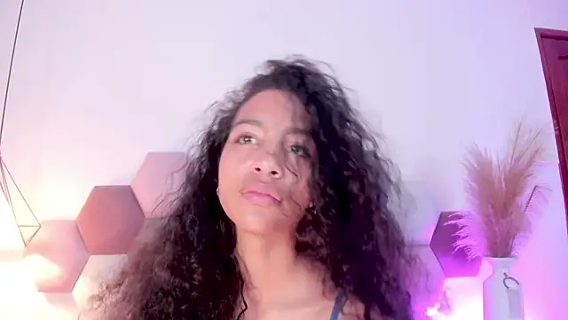 AntonellaHall  online show from January 2025 03:01:02 PM