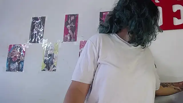 gigiqueen 18 online show from December 2025 02:14:02 PM