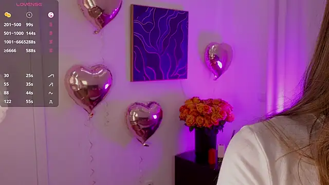 Lilly Colins online show from February 2025 06:55:02 PM