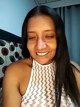 Snapshot of cami_victoria chatting on June 2026 03:54:01 PM cami victoria online show from June 2026 03:54:01 PM
