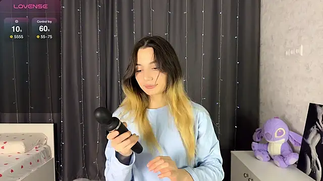 Asya Fairy online show from October 2025 10:43:02 PM