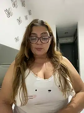 AntonellaAlondra4 online show from March 2025 03:35:02 AM