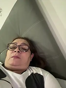 AntonellaAlondra4 online show from September 2025 04:12:02 AM