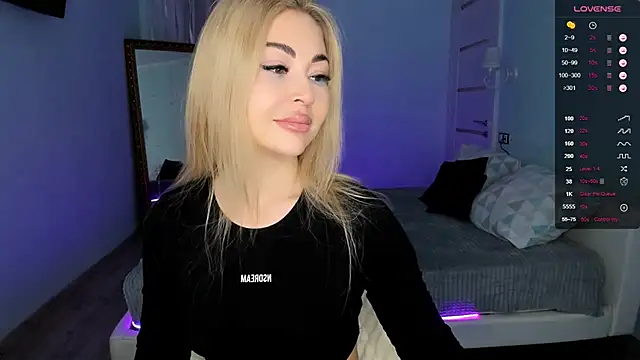 Snapshot of AdeleRoberts chatting on February 2025 02:08:01 AM AdeleRoberts online show from February 2025 02:08:01 AM