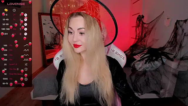 Snapshot of AdeleRoberts chatting on October 2025 02:02:05 AM AdeleRoberts online show from October 2025 02:02:05 AM