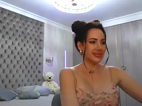 TianaPosh online show from January 2025 07:29:02 PM