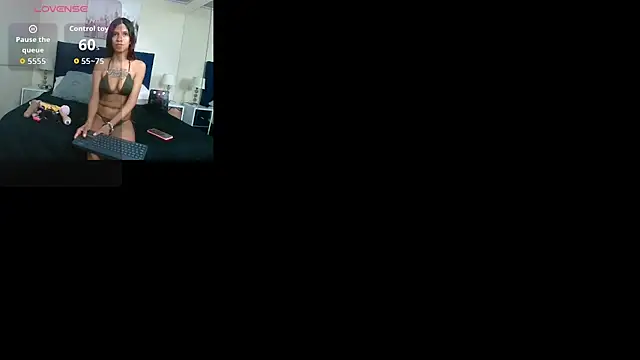 IssabellaJones online show from November 2025 03:38:02 AM