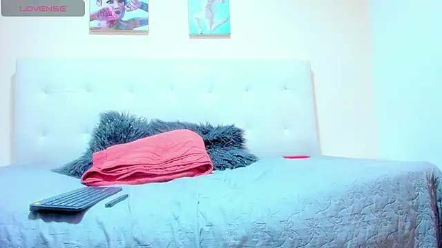 IssabellaJones online show from March 2026 04:43:01 PM