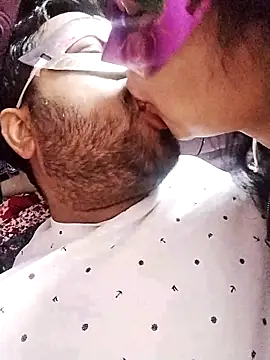 Snapshot of bobbyronak chatting on December 2024 07:29:01 PM bobbyronak online show from December 2024 07:29:01 PM