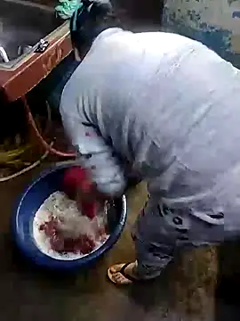 Snapshot of bobbyronak chatting on January 2025 03:18:01 AM bobbyronak online show from January 2025 03:18:01 AM