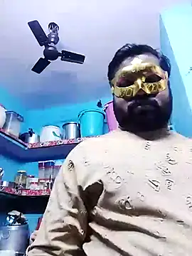 Snapshot of bobbyronak chatting on January 2025 12:24:02 PM bobbyronak online show from January 2025 12:24:02 PM