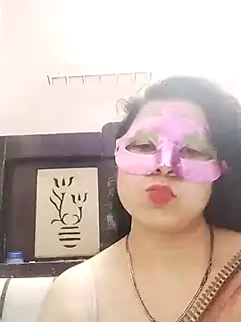 Snapshot of bobbyronak chatting on January 2025 05:41:01 PM bobbyronak online show from January 2025 05:41:01 PM