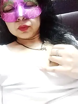 Snapshot of bobbyronak chatting on January 2025 05:37:02 PM bobbyronak online show from January 2025 05:37:02 PM