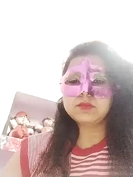 Snapshot of bobbyronak chatting on January 2025 05:56:02 PM bobbyronak online show from January 2025 05:56:02 PM