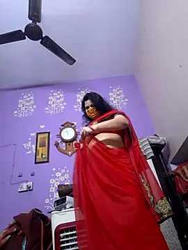 Snapshot of bobbyronak chatting on February 2025 05:28:01 PM bobbyronak online show from February 2025 05:28:01 PM