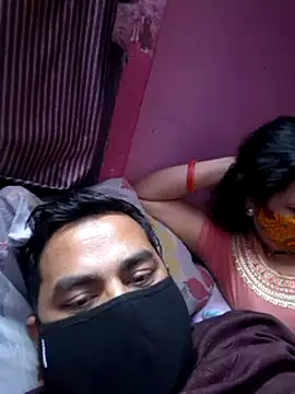 Snapshot of bobbyronak chatting on March 2025 10:35:02 AM bobbyronak online show from March 2025 10:35:02 AM