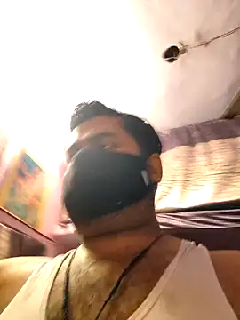 Snapshot of bobbyronak chatting on September 2025 09:33:01 AM bobbyronak online show from September 2025 09:33:01 AM