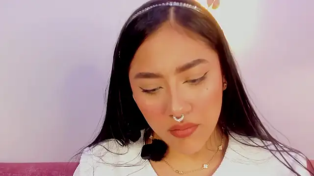 nicolle pierce online show from January 2026 04:01:01 PM