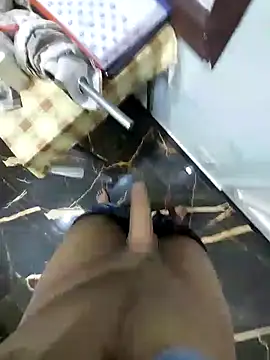 Snapshot of Dexiboy chatting on December 2024 11:01:01 AM Dexiboy online show from December 2024 11:01:01 AM