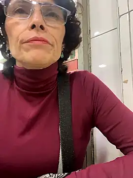 MireyaTorresGu online show from November 2025 10:42:02 PM