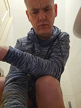 Hectorthyssen1 online show from January 2026 03:58:01 PM