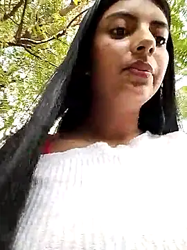 Baby Niels online show from February 2025 01:32:01 PM