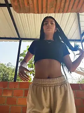 Baby Niels online show from December 2025 02:44:02 PM