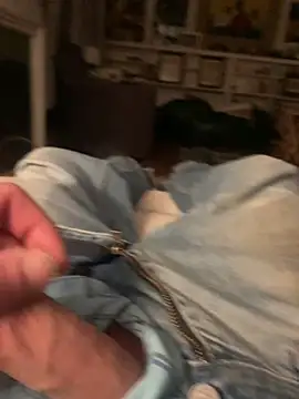 willcumforu online show from February 2025 04:55:01 AM