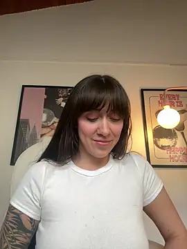 itsemiliasommer online show from January 2025 08:37:02 PM