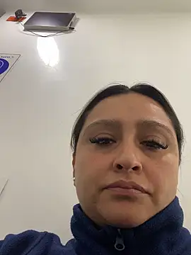 Keittly  online show from November 2025 08:36:02 PM