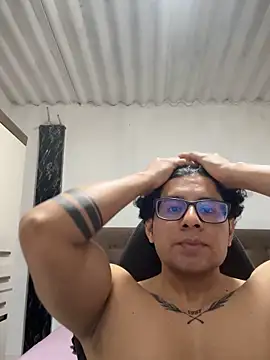 ikkipro online show from December 2025 06:44:01 AM