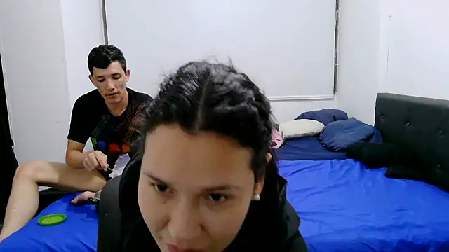 luxandracon23 online show from October 2025 03:07:01 AM