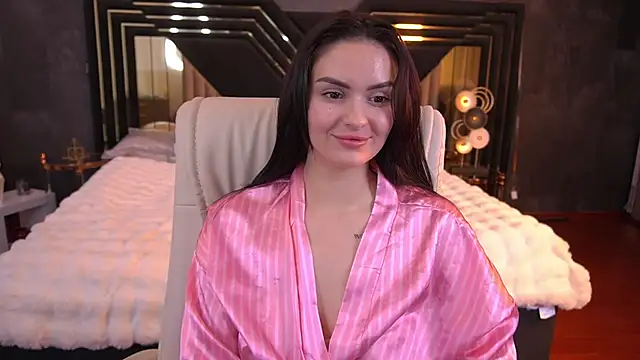 MilashaLovely online show from December 2025 02:26:01 PM