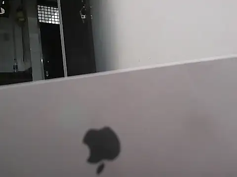 Snapshot of Lunaxx001 chatting on March 2025 10:11:02 AM Lunaxx001 online show from March 2025 10:11:02 AM